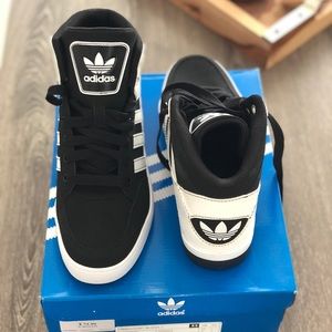 Adidas high top sneaker